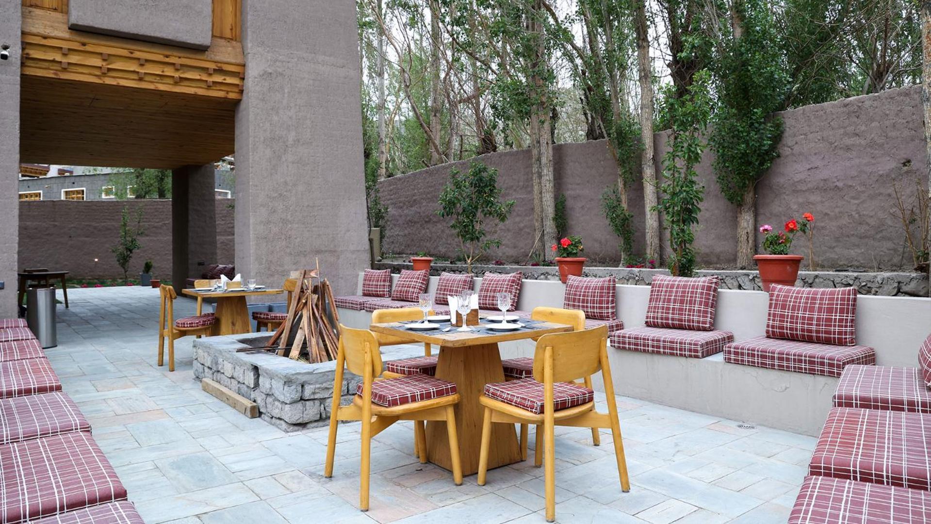 Chospa Hotel, Лех Екстериор снимка